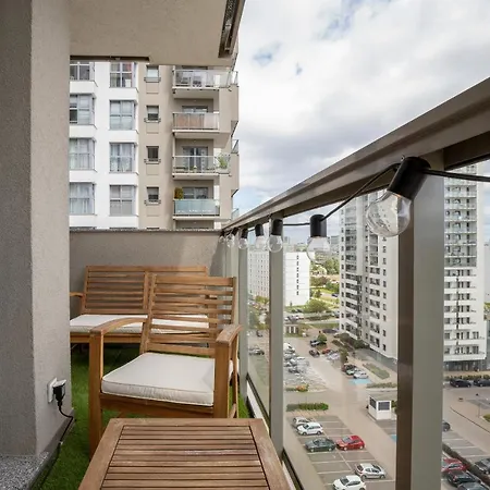 Albatross Towers Przymorze By Renters 아파트 *