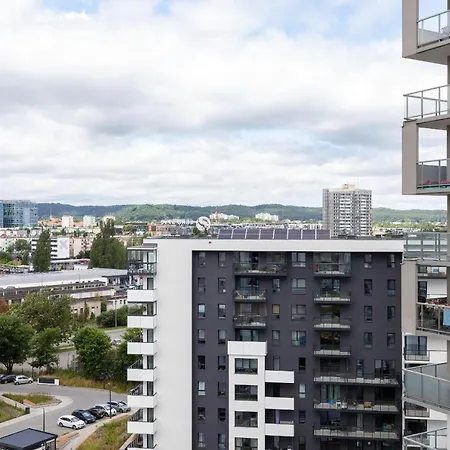 Albatross Towers Przymorze By Renters 아파트